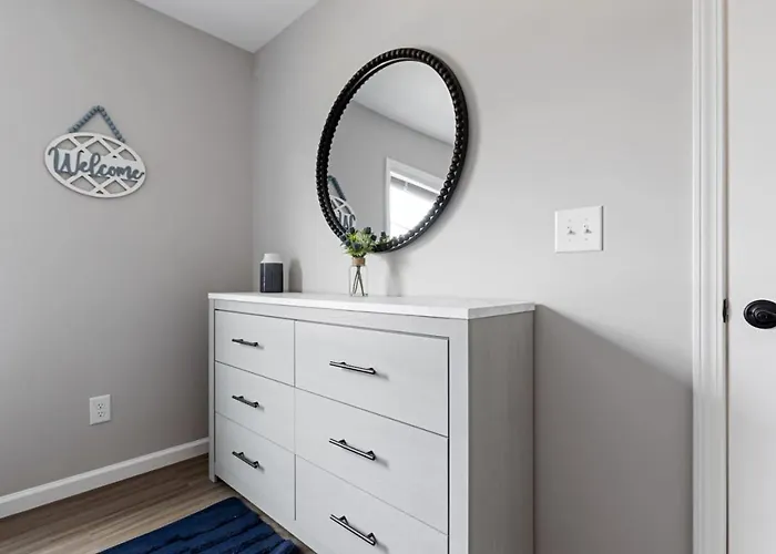 Long-Term Stays Luxe Spacious 3Br Downtown Fay Unit C