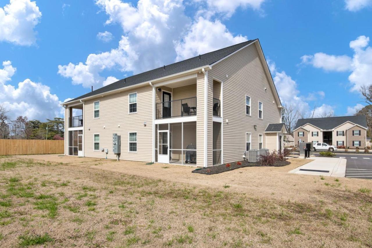 Long-term Luxe Spacious 3br Downtown Fay Unit C Fayetteville